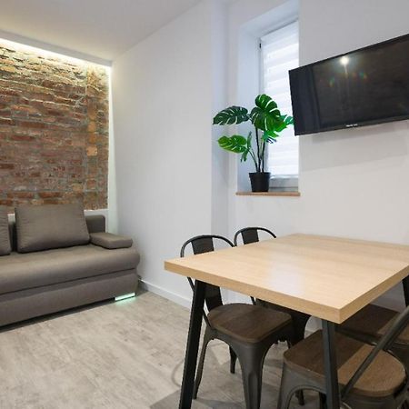 Fancy Apartments With Lift And A/C Краков Экстерьер фото